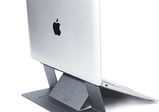 Gloture、付けたままPCケースに収納できる超薄型デザインのラップトップスタンドを発売