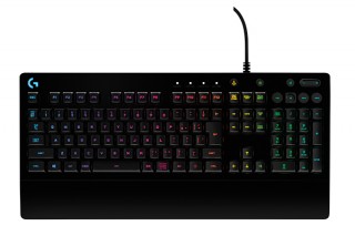 ロジクール、パームレスト一体型の有線ゲーミングキーボード「G213r」を発売