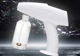 アイキューラボ、ガンタイプののアルコール噴霧器「ハンディーミストバスター・ライト」を発売