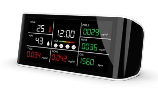 MEDIK、大型ディスプレイで温度・湿度やPM2.5情報も表示する卓上CO2メーターを発売