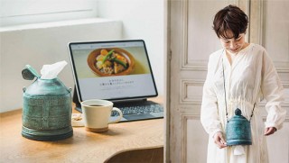 フェリシモ、お寺の釣り鐘を再現した持ち歩きできるロールペーパーホルダーを発売