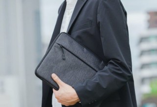 エレコム、MacBook専用の耐衝撃インナーケース「BM-IBPM2013シリーズ」を発売