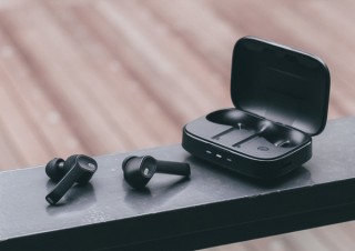 JPRiDE、オーディオグレードを追求した完全ワイヤレスイヤホンを発売
