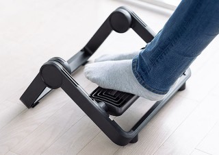 サンワサプライ、角度フリーで足元を快適にするフットレストを発売