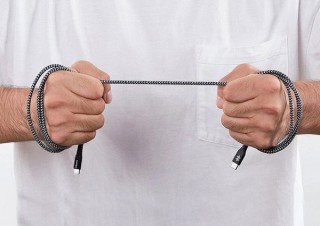 ロア、防弾ナイロンで断線に強い「USB-C高耐久ケーブル」発売