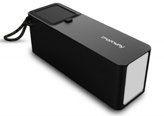 Gloture、LEDライトを搭載した防水仕様のポータブル電源を発売