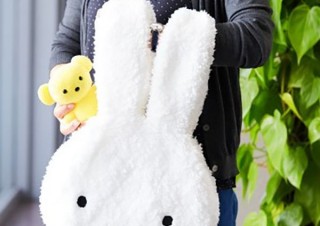 ヴィレヴァン、「【ミッフィー】ブルーナファミリー ふわふわミッフィー おかおバッグ」を発売