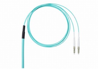 10ギガビット高速通信で最長300mの長距離通信が可能な「光ファイバケーブル」発売