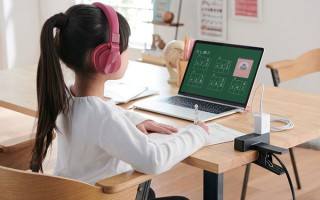 エレコム、クリップ式で好きな場所に一時固定できる電源タップ「T-KF03-23シリーズ」を発売