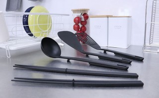 カインズ、先がつかない衛生的な調理用品「お玉」などを発売