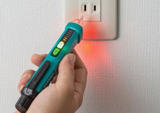サンワサプライ、電気が流れているかどうかチェックできる「低圧交流用検電器」発売
