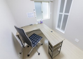 “締切に追い込まれた方”専用の14時間「テレワーク個室プラン」登場