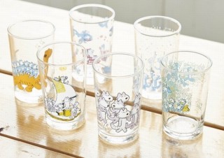 絵本『11ぴきのねこ』をモチーフにしたグラス発売、ヴィレヴァンから