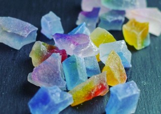 琥珀糖専門店の「魔法の琥珀糖」が新宿マルイ本館に期間限定ショップをオープン