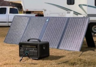 アンカー、太陽光でスマホ3台同時充電が可能な「高出力ソーラーチャージャー」発売