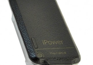 MJSOFT、牛革+ポリカーボネイトハイブリット構造のiPhone4用バッテリー 