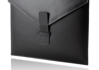 リンクス、iPad2に対応したレザー製インナーケース