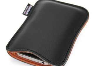 AppBank、iPhone 4専用のハンドメイド・オイルドレザー製スリーブケース