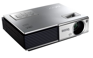 B5サイズモバイルDLPプロジェクター