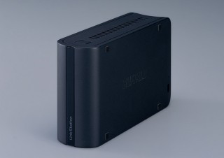手のひらサイズの1TBネットワーク対応HDD