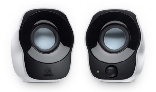 ロジクール、USB電源のアクティブスピーカー2機種「Z120BW」「Z110BW」