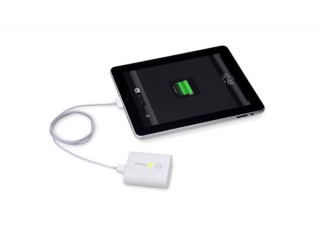 三洋電機、iPhoneやiPadを充電できる携帯用電源「eneloop mobile booster」