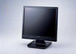 17型液晶ディスプレイにブラックを追加