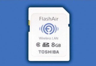 東芝、無線LAN通信機能を搭載したSDHCカード「FlashAir」を発表