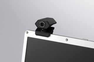 バッファローコクヨ、フルHD対応500万画素Webカメラ