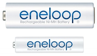 三洋電機、1度充電すれば5年後でも70％を維持する新「eneloop」
