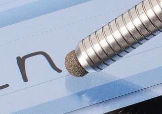 MetaMoJi、「7notes」開発者によるiPhone/iPad用スタイラスペン「Su-Pen P101M-AS」