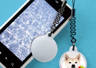 サンワ、クリーナーストラップをオリジナル作成できるキットを発売