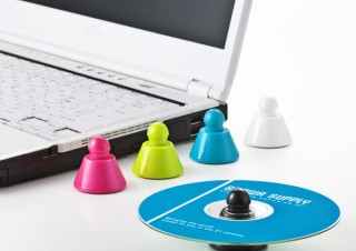 サンワ、ディスクを3枚まで置けるスタンド「FCD-LY2シリーズ」を発売