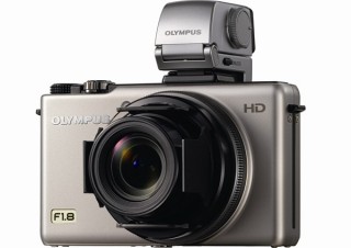 オリンパス、デジカメ「XZ-1」のZUIKO75周年記念プレミアムキットを発売