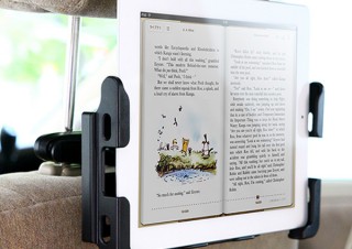 サンワ、自動車の後部座席用に設置できるタブレットPCホルダーを発売