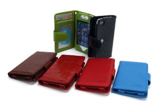 スペック、開閉パスケースタイプの本革iPhone4S/4カバーを発売