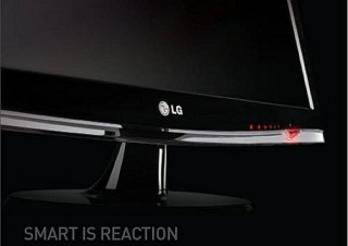 16：9-FormatフルHD表示対応ワイド液晶モニタ3種