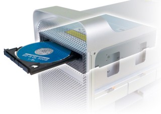 ロジテックINA、Mac Pro用の内蔵型Blu-rayドライブをWeb限定で発売