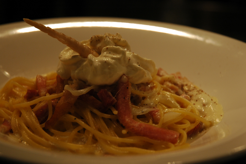 いっかくうさぎのカルボナーラ風パスタ