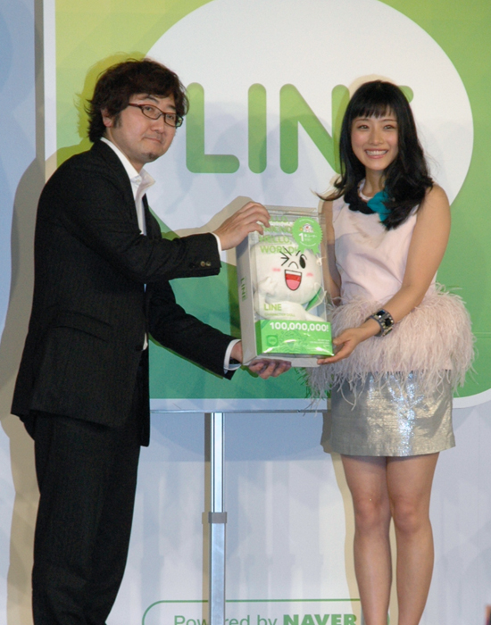 SALE，HOT 石原さとみ 店舗販促等身大看板