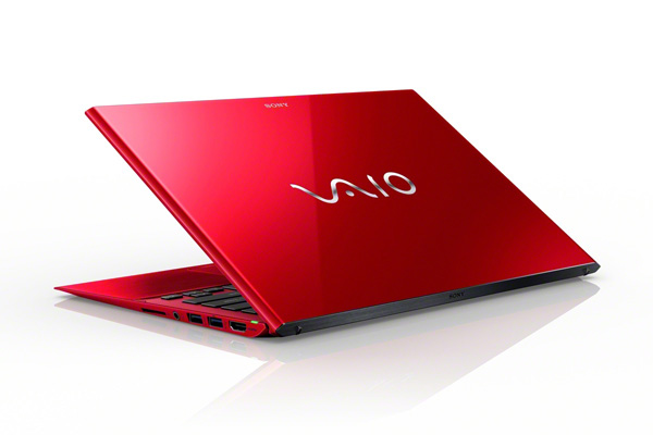 ソニー、ノートPCのオーナーメードモデルで計5機種の「VAIO | red