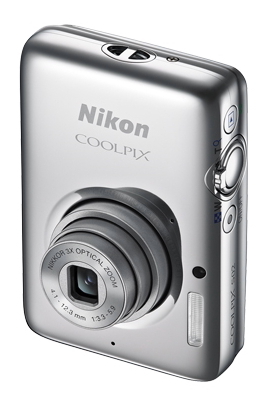 ニコン、名刺より小さい小型ボディの1317万画素コンデジ「COOLPIX S02 