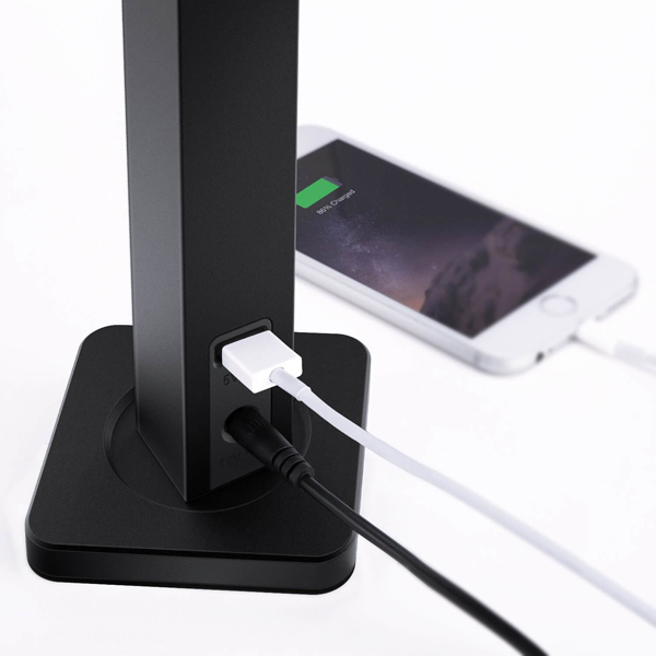 スマホを充電できるUSBポート