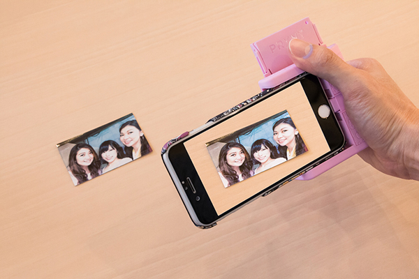 PRYNTアプリでスキャンすると、写真が音声付きで動き出す