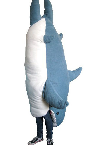 「サメの寝袋」46,000円（税抜）