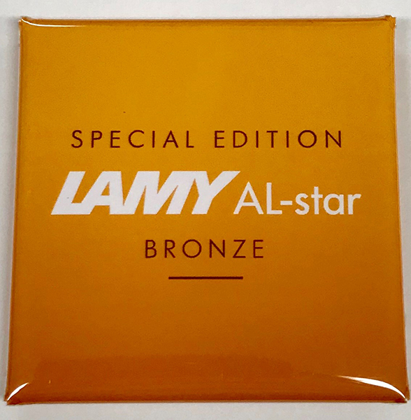 「ラミー  アルスター ブロンズ」ノベルティのスクエアマグネット