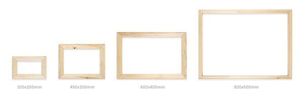 木製パネルのサイズは4種類で、タテ型/ヨコ型に両対応