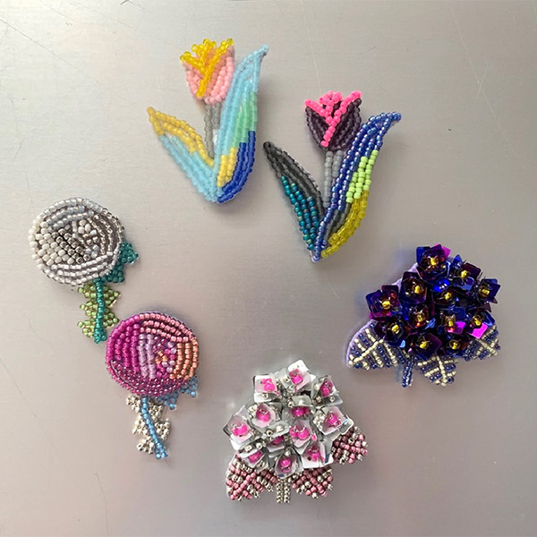 花をモチーフにした新作ビーズアクセサリー(6F会場のみでの取り扱い)