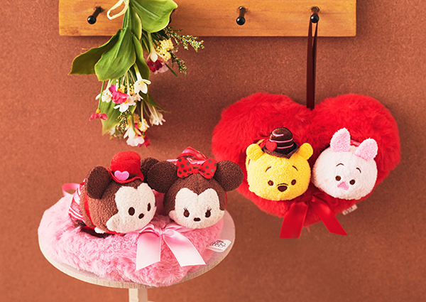 ©Disney ©Disney. Based on the “Winnie the Pooh” works by A.A. Milne and E.H. Shepard.「ツムツムぬいぐるみセット」各2,000円(税別)