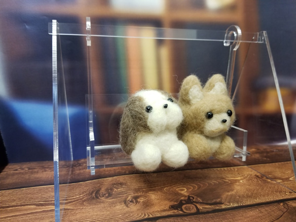 価格：3,080 円（税込）　サイズ：約W208*D130*H142mm